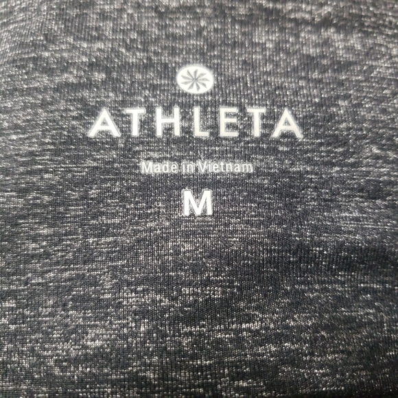 Athleta Sz M Odyssey Chaturanga Capri Leggings - Picture 8 of 11